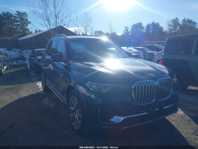 2022 BMW X7 5UXCW2C06N9L19603