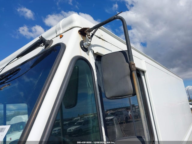 Ford E-350 Stripped 2014 1FC3E3KL8EDB11015 Image 16