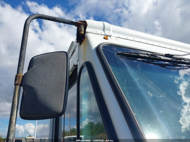 Ford E-350 Stripped 2014 1FC3E3KL8EDB11015 Image 17