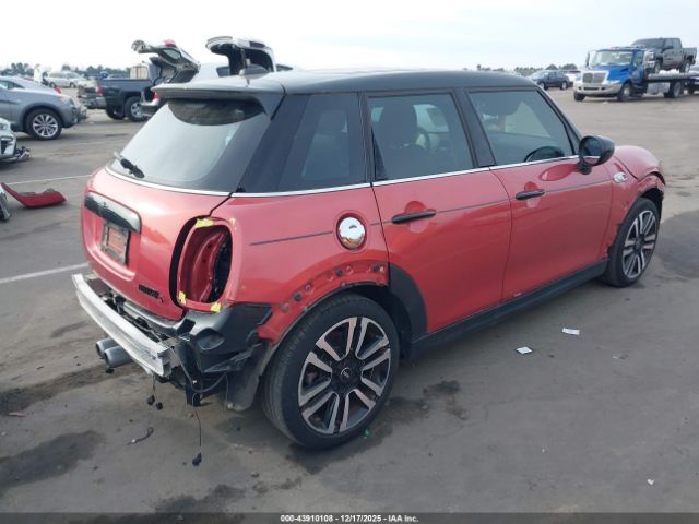2021 MINI HARDTOP WMWXU9C00M2N40068 Photo 3
