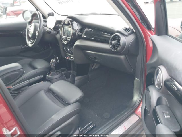2021 MINI HARDTOP WMWXU9C00M2N40068 Photo 4
