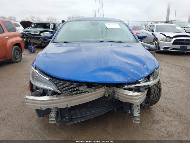 2015 Chrysler 200 Limited მანქანა იყიდება აუქციონზე, vin: 1C3CCCAB6FN751240, აუქციონის ნომერი: 43910110
