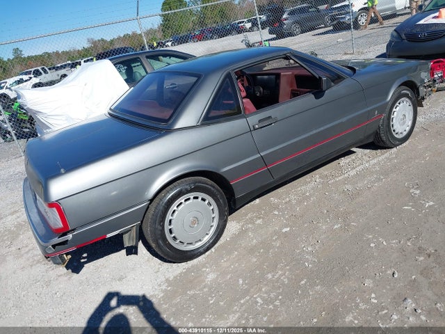 1988 CADILLAC ALLANTE 1G6VR3177JU100683 Photo 3
