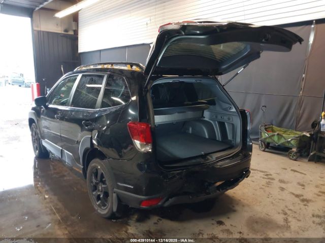 2022 SUBARU FORESTER JF2SKALC6NH471787 Photo 2