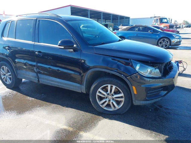 2017 VOLKSWAGEN TIGUAN WVGAV7AX6HK019951 Photo 5
