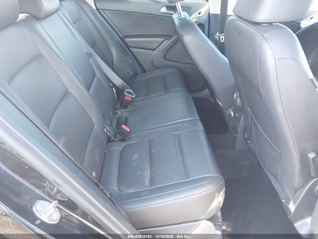 2017 VOLKSWAGEN TIGUAN WVGAV7AX6HK019951 Photo 7