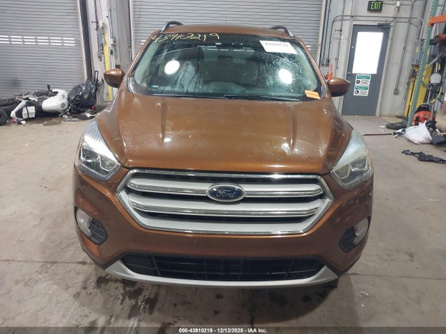 1FMCU9GDXHUA91714 Ford ESCAPE SE