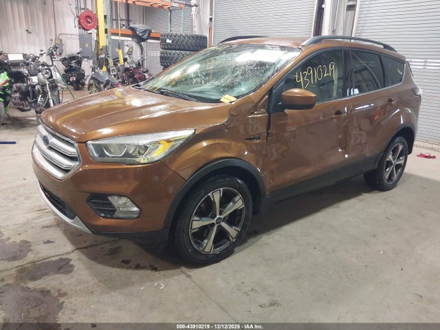 2017 FORD ESCAPE 1FMCU9GDXHUA91714 Photo 1