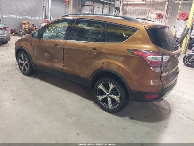 2017 FORD ESCAPE 1FMCU9GDXHUA91714 Photo 2