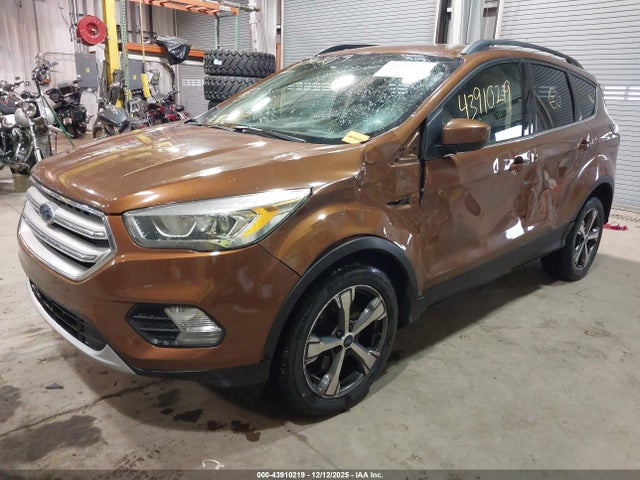 2017 FORD ESCAPE 1FMCU9GDXHUA91714 Photo 5