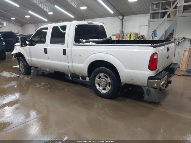 2013 FORD F-250 1FT7W2B61DEB54557 Photo 2
