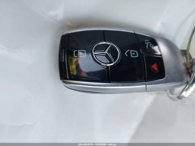 2017 MERCEDES-BENZ E 300 WDDZF4JB5HA165941 Photo 10
