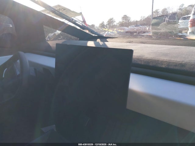 2024 TESLA CYBERTRUCK 7G2CEHEE5RA034560 Photo 6