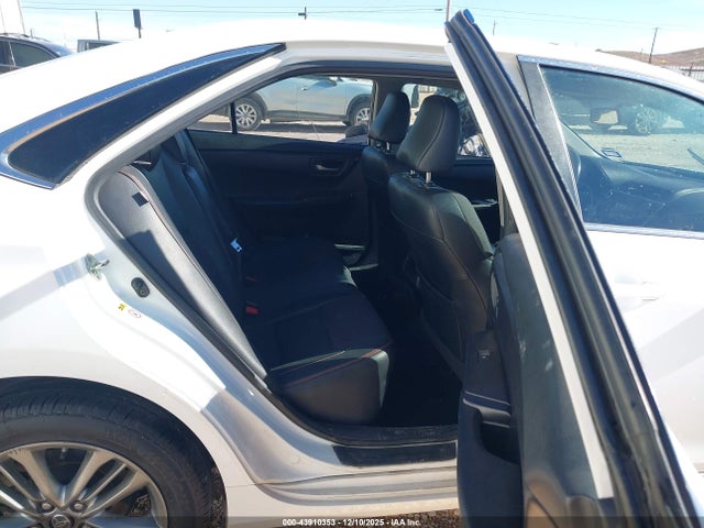 4T1BF1FK5HU651341 Toyota CAMRY SE
