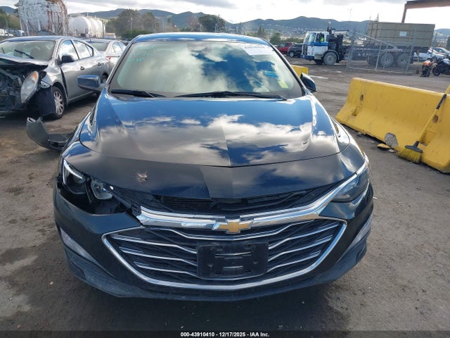 1G1ZD5STXRF165878 Chevrolet Malibu Fwd 1lt