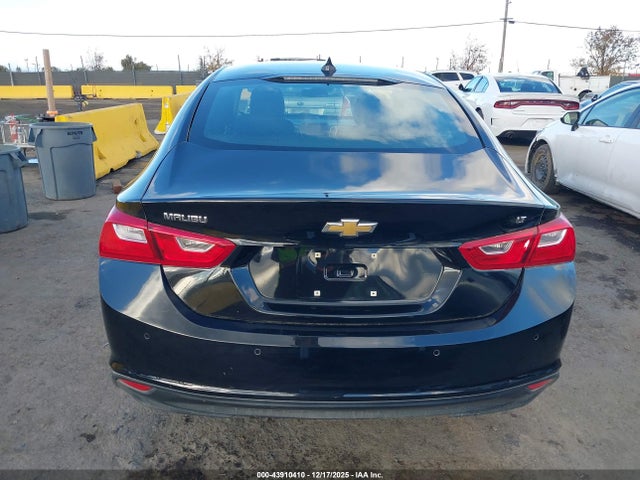 1G1ZD5STXRF165878 Chevrolet Malibu Fwd 1lt