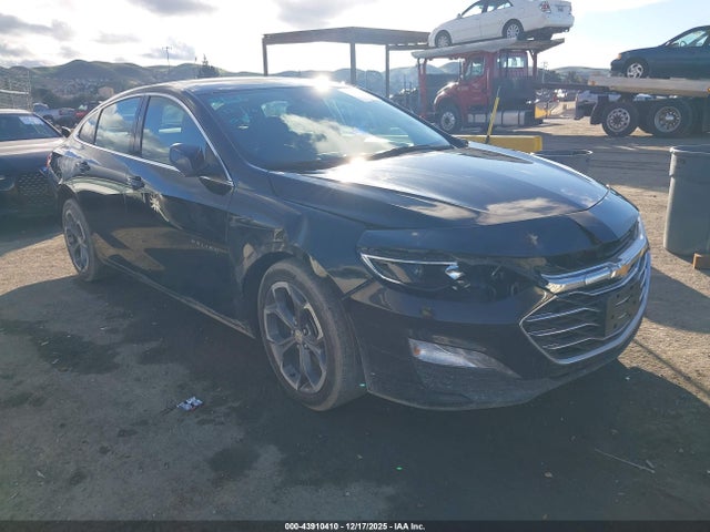 1G1ZD5STXRF165878 Chevrolet Malibu Fwd 1lt
