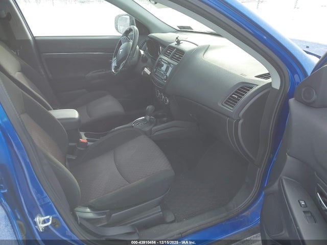 2017 MITSUBISHI OUTLANDER SPORT JA4AR3AUXHZ044537 Photo 4