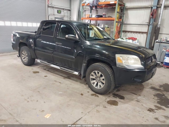 2008 MITSUBISHI RAIDER 1Z7HT28K48S620513 Photo 0