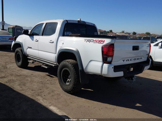 2019 TOYOTA TACOMA 3TMCZ5AN3KM242646 Photo 2