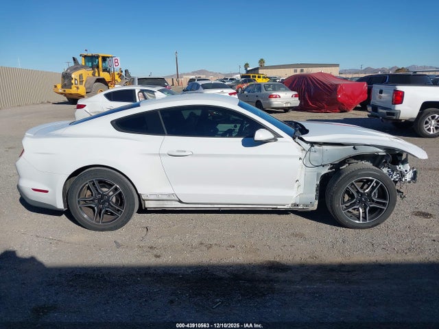 Ford Mustang Ecoboost Premium Fastback 2021 1FA6P8TH1M5141907 Image 14
