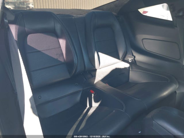 Ford Mustang Ecoboost Premium Fastback 2021 1FA6P8TH1M5141907 Image 8