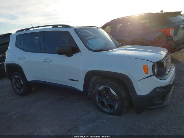 Aukcja sprzedaży 2016 Jeep Renegade Sport, vin: ZACCJAAT6GPE37952, numer aukcji: 43910676