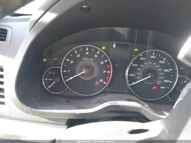 43910727 :رقم المزاد ، 4S4BRBFC6B3365601 vin ، 2011 Subaru Outback 2.5i Premium مزاد بيع