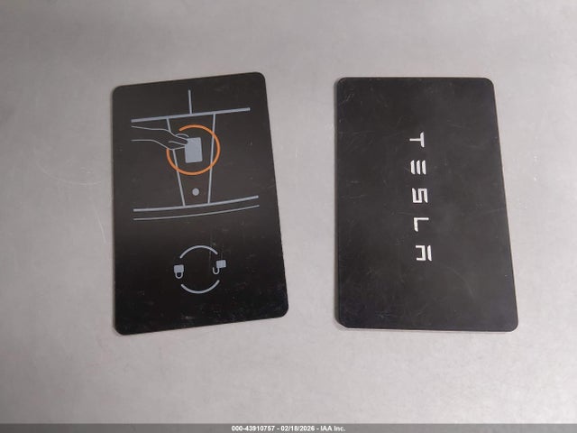 2025 TESLA MODEL Y 7SAYGDED1SF265406 Photo 10