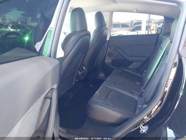 2025 TESLA MODEL Y 7SAYGDED1SF265406 Photo 7