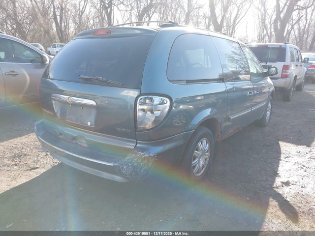Auction sale of the 2006 Chrysler Town & Country Touring, vin: 2A4GP54LX6R919797, lot number: 43910851