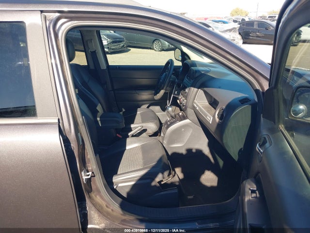 Jeep Compass Altitude 2014 1C4NJCBA1ED818962 Image 5
