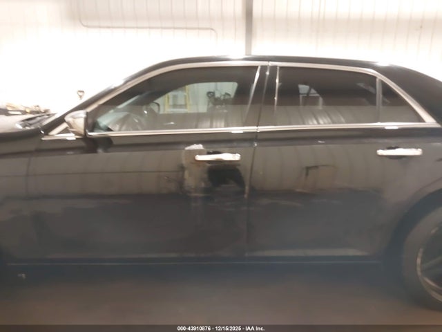 Продажа на аукционе авто 2013 Chrysler 300c Awd, vin: 2C3CCAKT6DH645145, номер лота: 43910876