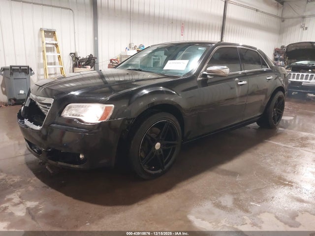 Продажа на аукционе авто 2013 Chrysler 300c Awd, vin: 2C3CCAKT6DH645145, номер лота: 43910876