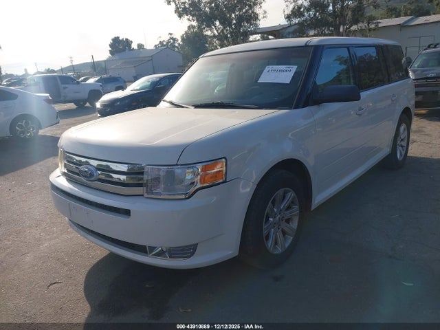 2011 FORD FLEX 2FMGK5BC3BBD37286 Photo 1