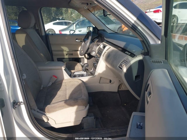 2011 FORD FLEX 2FMGK5BC3BBD37286 Photo 4