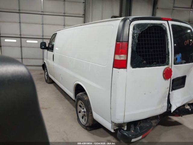2013 CHEVROLET EXPRESS 1500 1GCSGAFX9D1147397 Photo 2