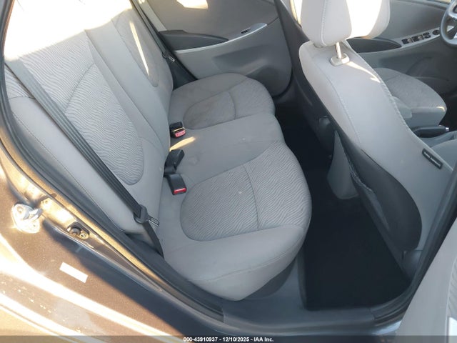 43910937 :رقم المزاد ، KMHCU4AE7CU267180 vin ، 2012 Hyundai Accent Gls مزاد بيع