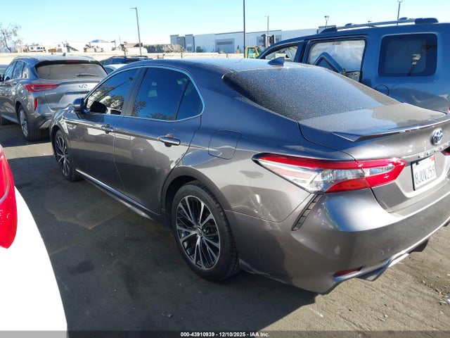4T1B11HK9KU202697 Toyota CAMRY SE