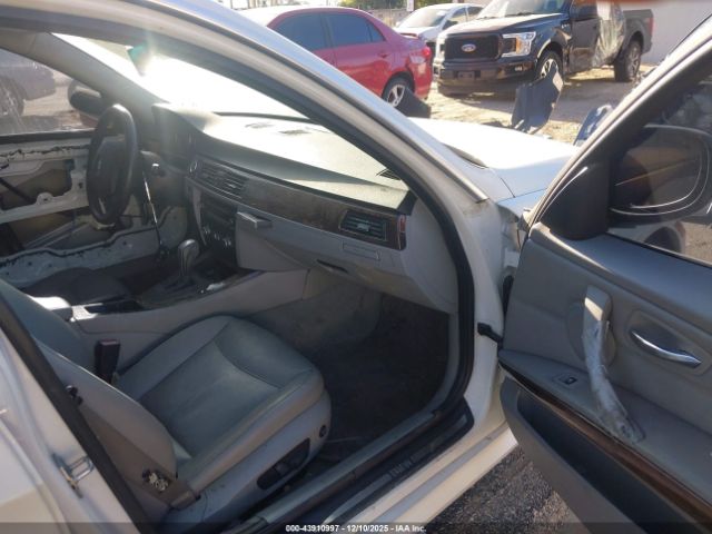 2011 BMW 335I WBAPM5C57BE435298 Photo 4