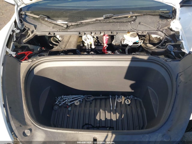 2023 TESLA MODEL Y 7SAYGDEE9PA183212 Photo 9