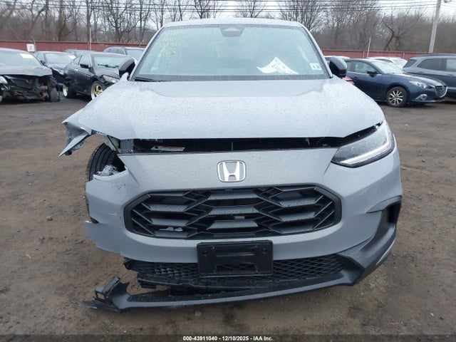 43911040 :رقم المزاد ، 3CZRZ2H53TM705878 vin ، 2026 Honda Hr-v Awd Sport مزاد بيع