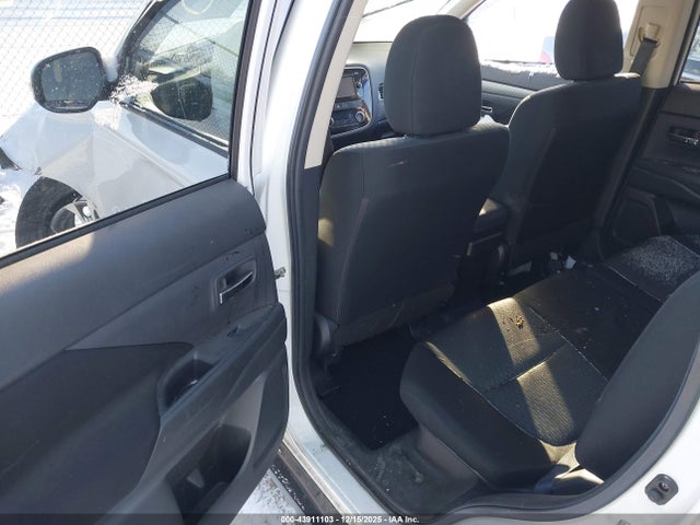2014 MITSUBISHI OUTLANDER JA4AZ3A30EZ007984 Photo 7