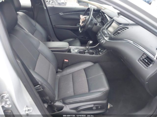 2019 CHEVROLET IMPALA 1G11Z5S30KU124319 Photo 4
