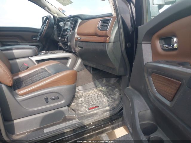 2017 NISSAN TITAN XD 1N6BA1F46HN548568 Photo 4