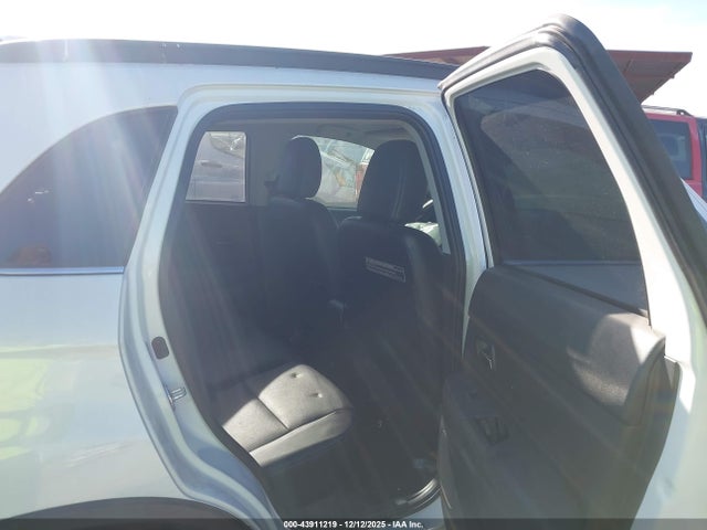 JA4AP4AWXGZ047935 Mitsubishi Outlander Sport 2.4 Sel