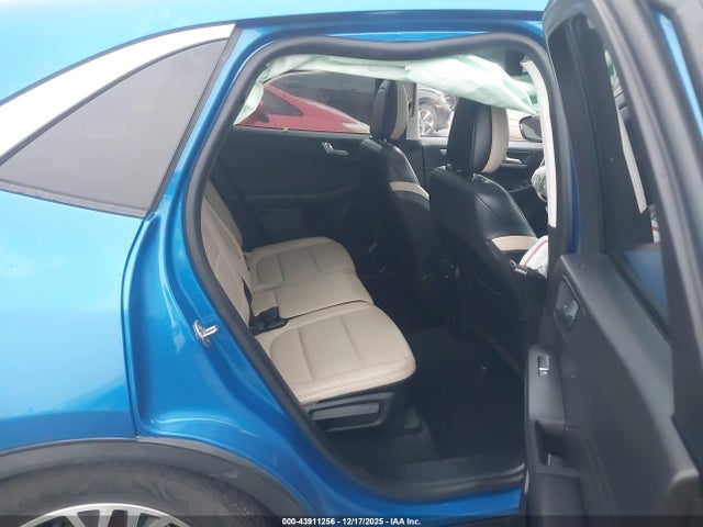 1FMCU9H60MUA61504 Ford ESCAPE SEL