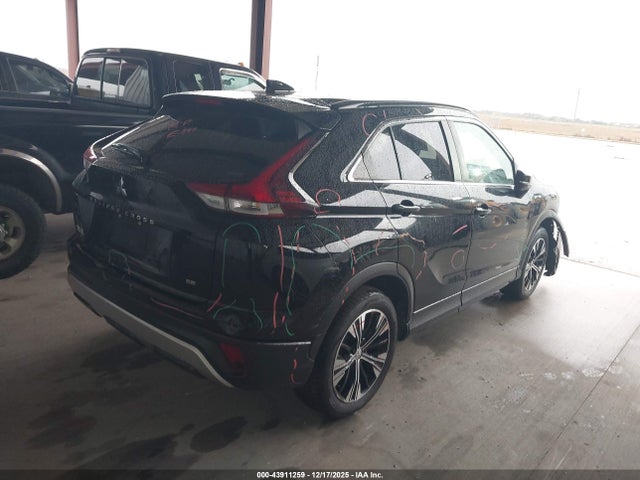 2022 MITSUBISHI ECLIPSE CROSS JA4ATWAA5NZ057409 Photo 3
