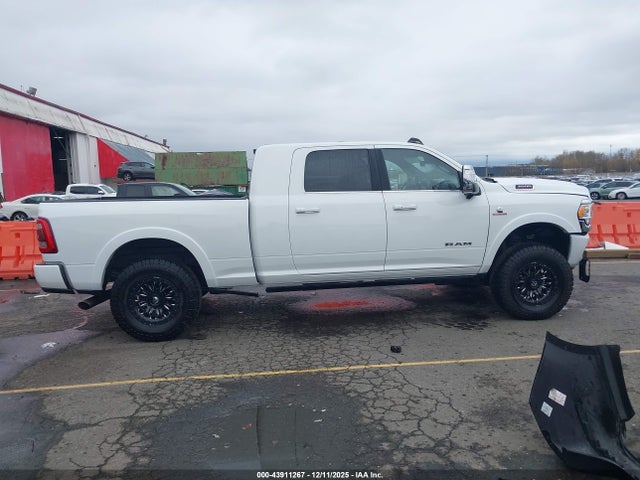 3C63R3NLXPG522879 RAM 3500 Limited Longhorn 4x4 6&#039;4 Box