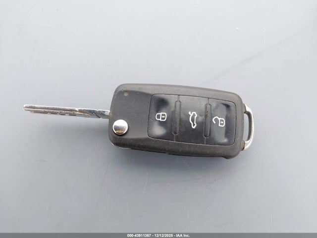 3VWD67AJ1GM363539 Volkswagen Jetta 1.4t Se